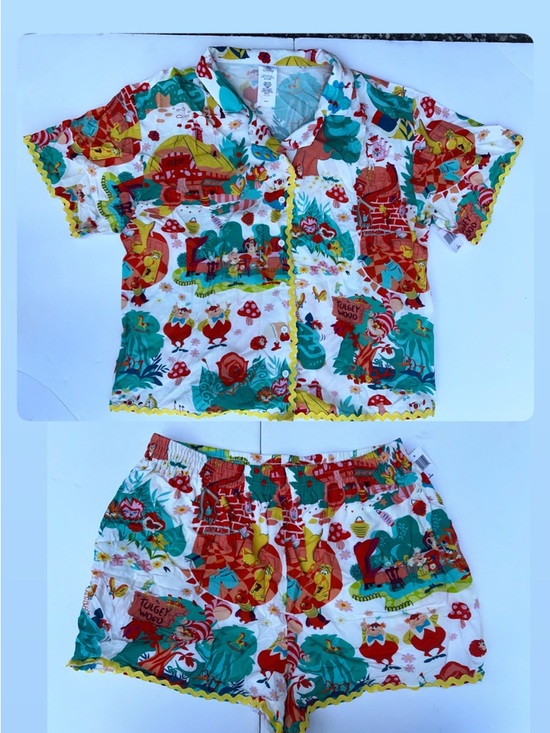 Disney Other - Alice in Wonderland Button Up Top & Short Set